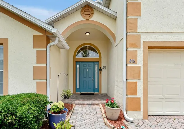 Photo 3 of Single family home for sale at 816 Knightsbridge Cir, Davenport, FL 33896 | MLS# S5151442 | Listing updated on 2026-08-06