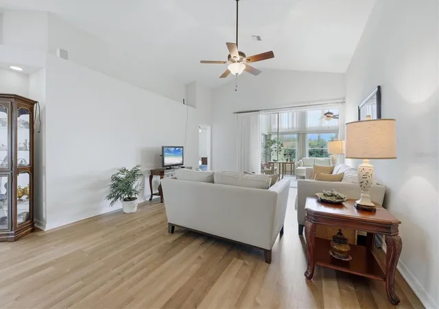 Photo 5 of Single family home for sale at 1468 Turnberry Dr, Venice, FL 34292 | MLS# N6144630 | Listing updated on 2026-08-04