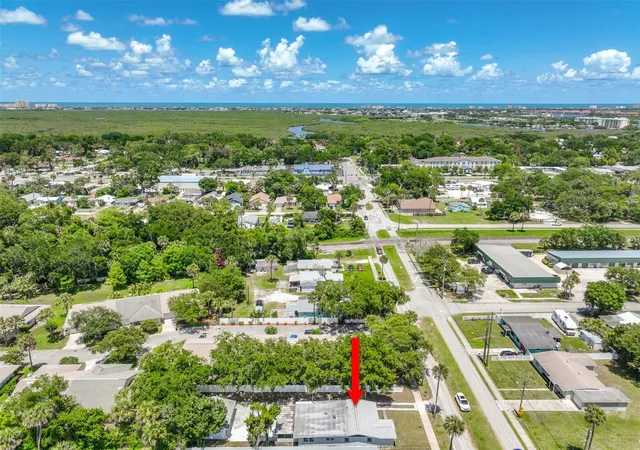 2nd image of 607 Wayne Ave, New Smyrna Beach, FL 32168 | MLS# V4949520