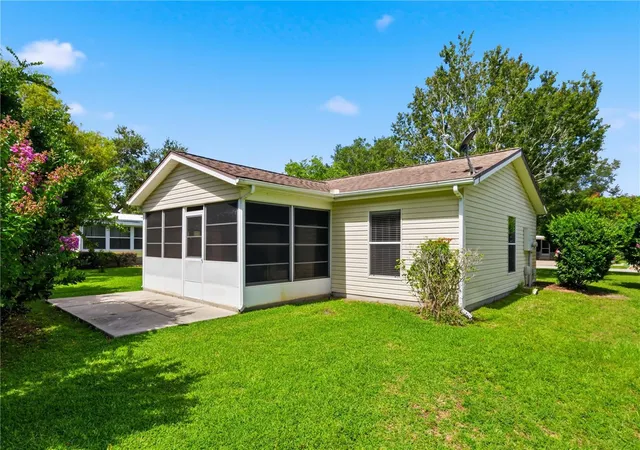 2nd image of 25110 Bellevue, Leesburg, FL 34748 | MLS# G5113423