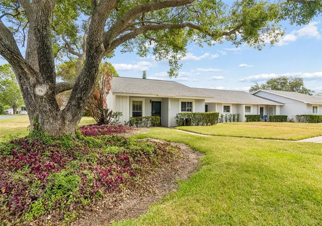 Listing Photo 5 - Condo for sale in building located at 7725 Danube Dr, HUDSON, FL 34667 - Unit #0000