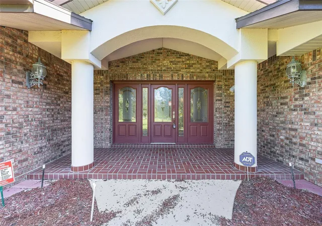 Photo 3 of Sale Pending at 2657 W Hampshire St, Inverness, FL 34453 | MLS# OM726187 | Listing updated on 2026-09-12