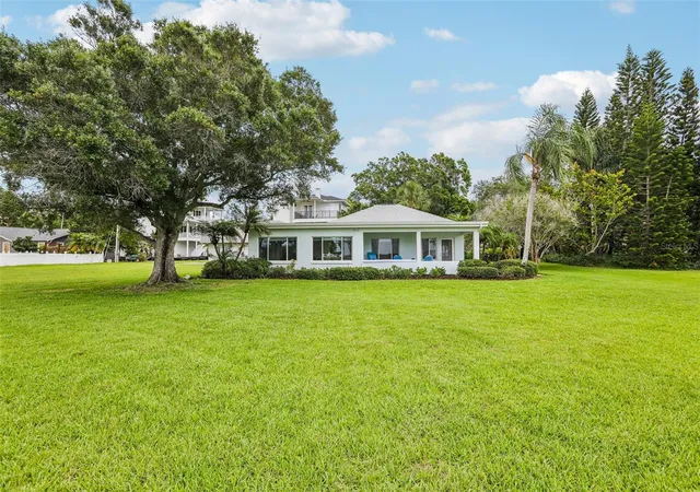 2nd image of 610 Indiana Ave, Crystal Beach, FL 34681 | MLS# TB8516703