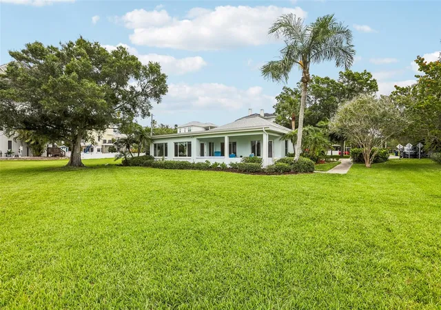 3rd image of 610 Indiana Ave, Crystal Beach, FL 34681 | MLS# TB8516703