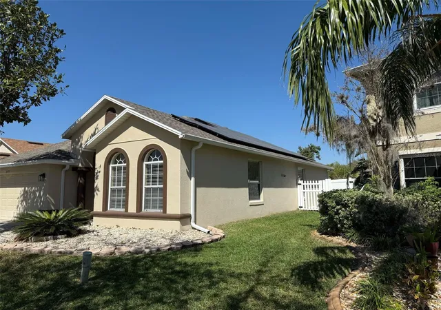 Photo 2 of Sale Pending at 2227 Oakington St, Winter Garden, FL 34787 | MLS# O6414707 | Listing updated on 2026-08-29