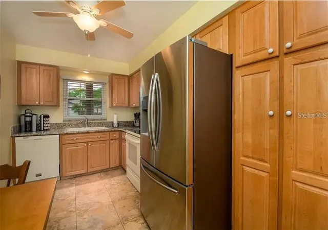 4th image of 999 Gillespie Dr, Palm Harbor, FL 34684 | MLS# TB8516714