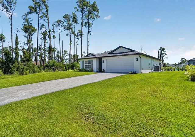 4th image of 2362 Hagoplan Ln, North Port, FL 34288 | MLS# N6144632
