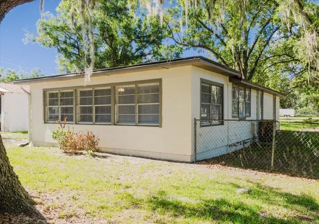 Photo 3 of Single family home for sale at 2531 Hebb Rd, Auburndale, FL 33823 | MLS# P4938963 | Listing updated on 2026-10-06
