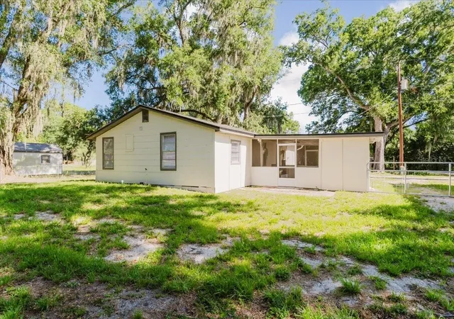 Photo 3 of Single family home for sale at 2531 Hebb Rd, Auburndale, FL 33823 | MLS# P4938963 | Listing updated on 2026-10-06