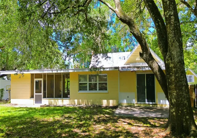 5th image of 236 Pryor St, Brooksville, FL 34601 | MLS# G5113431