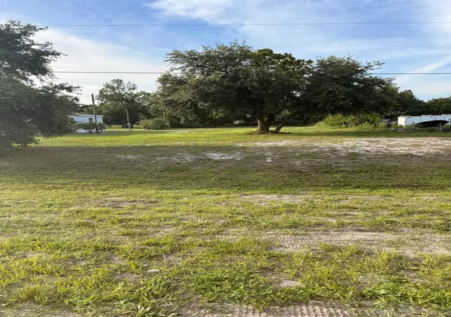 6th image of 1780 Tucker Ln, North Fort Myers, FL 33917 | MLS# C7527038