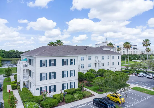 Photo 3 of Condo for sale at 770 Siena Palm Dr #206, Kissimmee, FL 34747 | MLS# S5151449 | Listing updated on 2026-09-13