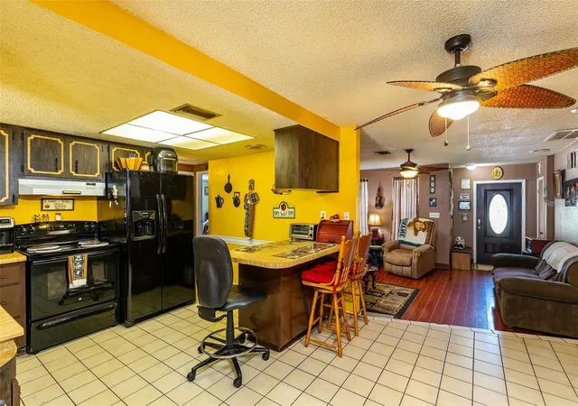 5th image of 12095 102Nd Ave, Largo, FL 33778 | MLS# TB8516737