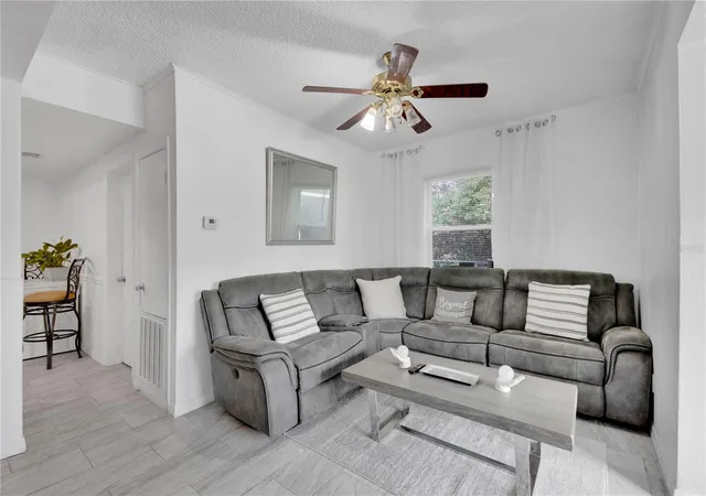 Photo 4 of Single family home for sale at 1101 28th Street NW, Winter Haven, FL 33881 | MLS# O6414725 | Listing updated on 2026-06-17