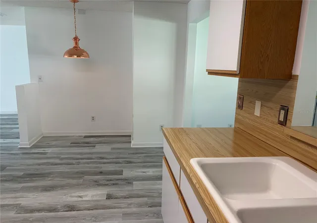 Photo 4 of House for sale at 9460 SW 84th Terrace #C, Ocala, FL 34481 | MLS# OM726197 | Listing updated on 2026-09-19