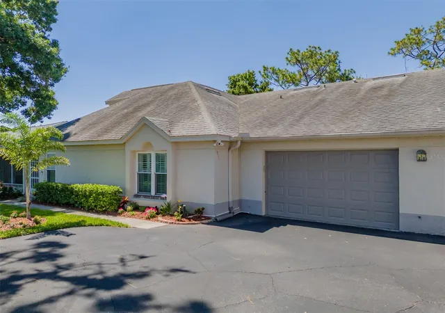 Photo 2 of Condo for sale at 911 Golfview Woods Dr, Sun City Center, FL 33573 | MLS# TB8516750 | Listing updated on 2026-10-24