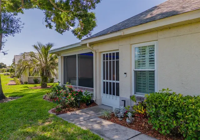 Photo 3 of Condo for sale at 911 Golfview Woods Dr, Sun City Center, FL 33573 | MLS# TB8516750 | Listing updated on 2026-10-24