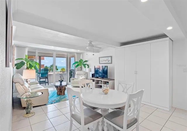 3rd image of 17920 Gulf Blvd #302, Redington Shores, FL 33708 | MLS# TB8516757