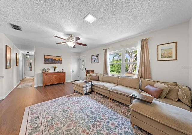 4th image of 463 Chestnut Ct, Deltona, FL 32725 | MLS# S5151452