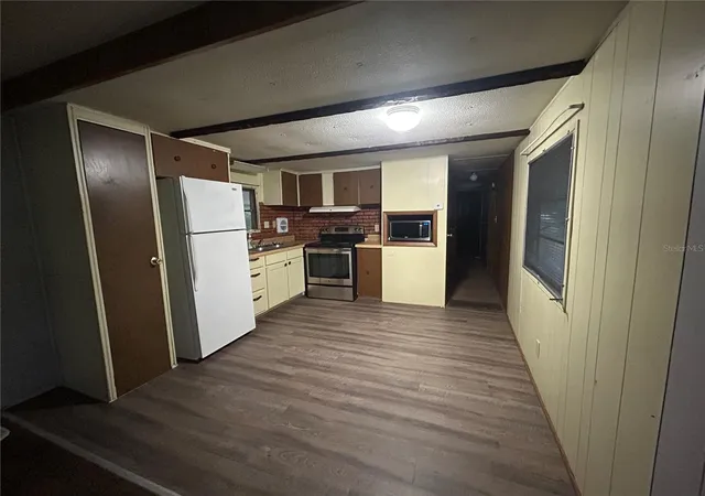Photo 4 of Manufactured home for sale at 9640 SE 161st Place, Summerfield, FL 34491 | MLS# G5113438 | Listing updated on 2026-08-31