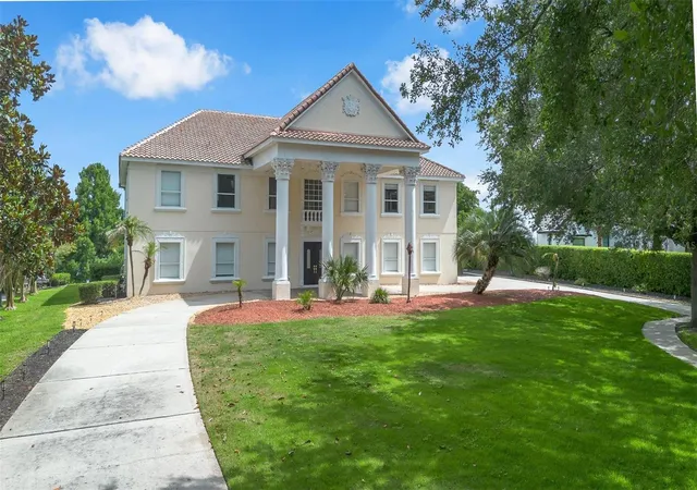 Photo 2 of Mansion for sale at 9656 Weatherstone Ct, Windermere, FL 34786 | MLS# O6414766 | Listing updated on 2026-09-17