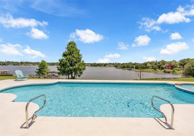 Photo 3 of Mansion for sale at 9656 Weatherstone Ct, Windermere, FL 34786 | MLS# O6414766 | Listing updated on 2026-09-17