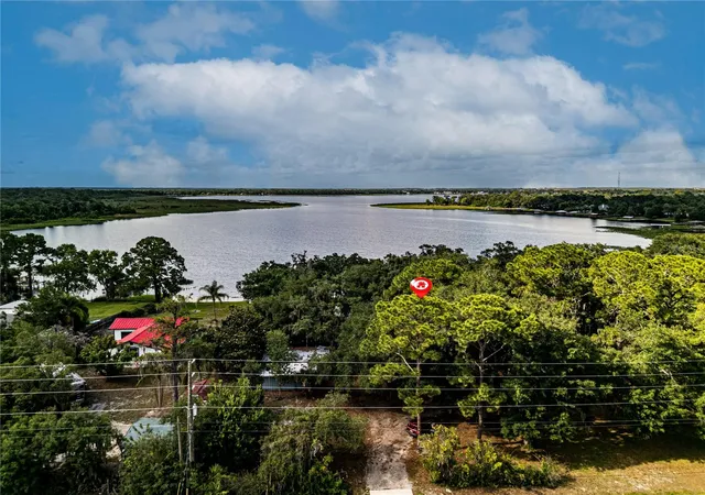 3rd image of 1502 Lake Josephine Dr, Sebring, FL 33875 | MLS# L4962560