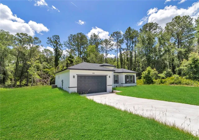3rd image of 225 E Caldwell Dr, Dunnellon, FL 34434 | MLS# O6414777