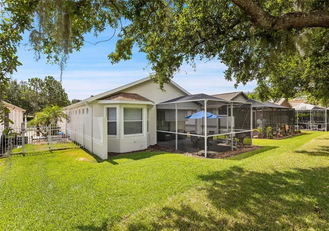Photo 4 of Single family home for sale at 8107 Ponkan Rd, Land O Lakes, FL 34637 | MLS# W7886518 | Listing updated on 2026-09-04
