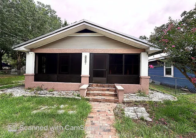 Photo 1 of Single family home for sale at 118 W Drew St, Plant City, FL 33563 | MLS# TB8516779 | Listing updated on 2026-09-04