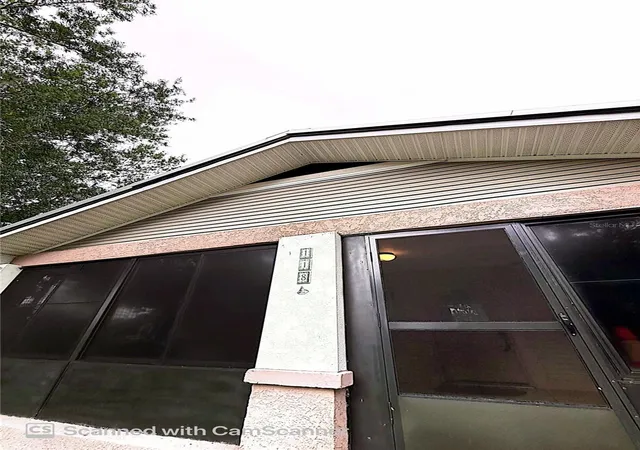 Photo 2 of Single family home for sale at 118 W Drew St, Plant City, FL 33563 | MLS# TB8516779 | Listing updated on 2026-09-04