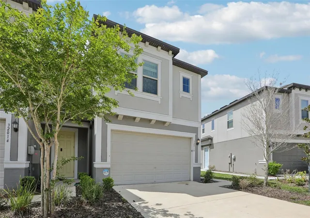 Townhouse for sale at 32010 Blue Passing Loop, WESLEY CHAPEL, FL 33545 | MLS# TB8516786