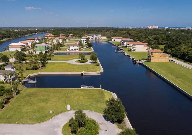 1st image of 10 Cutter Ct, Palm Coast, FL 32137 | MLS# FC319108