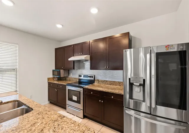 Homes for sale in Mulberry, FL | 166 St Thomas Dr, Mulberry, FL 33860 | MLS# O6414797