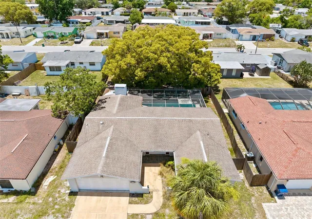 Photo 2 of Single family home for sale at 9131 Hunt Clb Ln, Port Richey, FL 34668 | MLS# TB8516793 | Listing updated on 2026-08-24