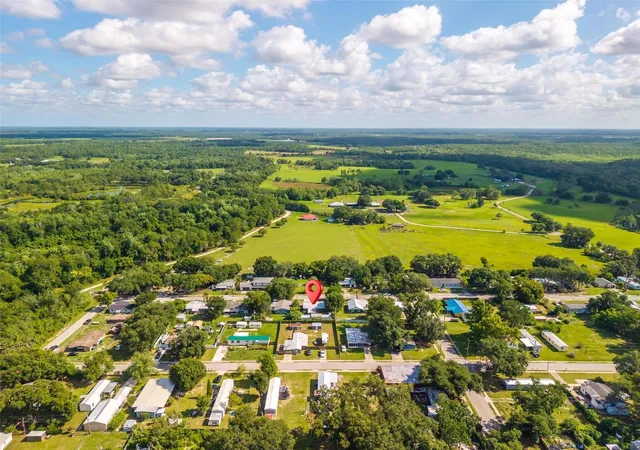52nd image of 715 4th St, Polk City, FL 33868 | MLS# O6414801