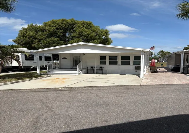 Homes for sale in Clermont, FL | 9000 Us Hwy 192 #894, Clermont, FL 34714 | MLS# G5113447