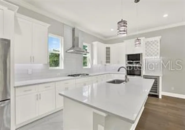 5th image of 3844 Seena Manor Ct, Tampa, FL 33618 | MLS# TB8516808