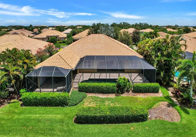 Photo 3 of Single family home for sale at 7910 River Preserve Dr, Bradenton, FL 34212 | MLS# A4696358 | Listing updated on 2026-06-29