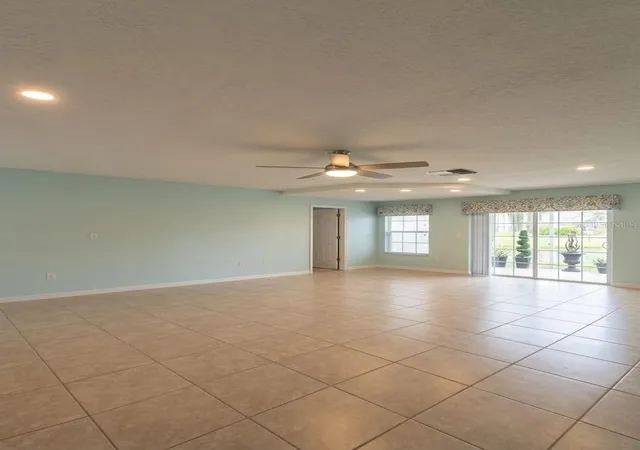 Listing Photo 3 - Condo for sale in building located at 6648 Timbercove Ln, NEW PORT RICHEY, FL 34653 - Unit #6648