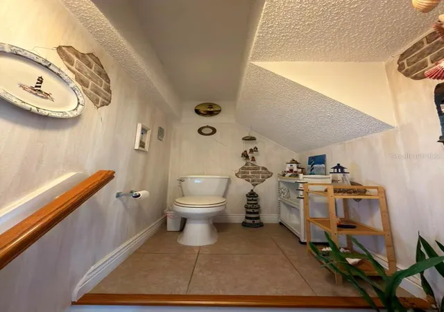 Listing Photo 5 - Condo for sale in building located at 6648 Timbercove Ln, NEW PORT RICHEY, FL 34653 - Unit #6648