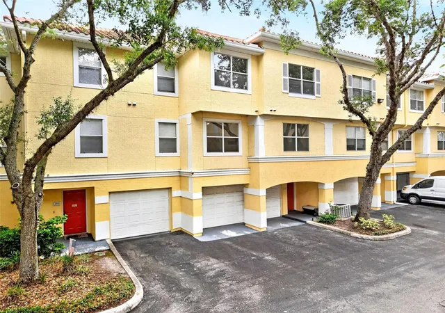 2nd image of 2847 Shadow View Cir #2847, Maitland, FL 32751 | MLS# O6414837