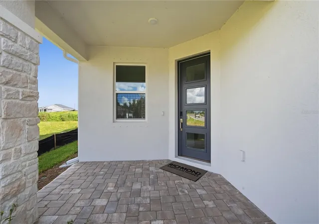 Photo 4 of Single family home for sale at 2012 Hammock Tr Dr, Parrish, FL 34219 | MLS# S5151473 | Listing updated on 2026-10-20