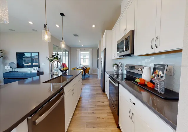 Photo 3 of Sale Pending at 5311 Spring Maiden Cir, Apollo Beach, FL 33572 | MLS# S5151474 | Listing updated on 2026-09-22