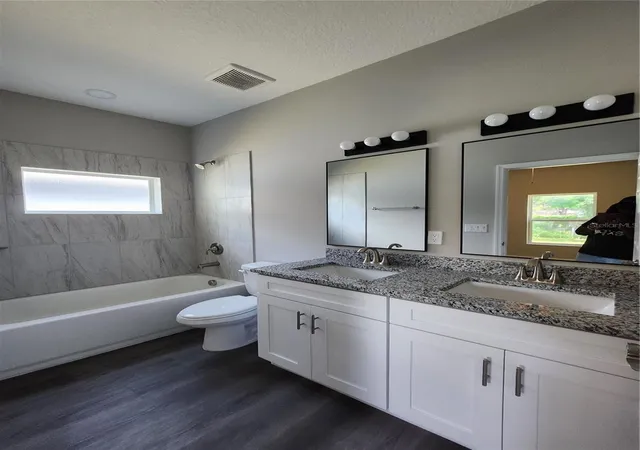 Photo 2 of Single family home for sale at 5016 Finders Ct, Tampa, FL 33617 | MLS# TB8516858 | Listing updated on 2026-07-11