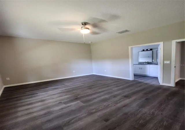 Photo 3 of Single family home for sale at 5016 Finders Ct, Tampa, FL 33617 | MLS# TB8516858 | Listing updated on 2026-07-11
