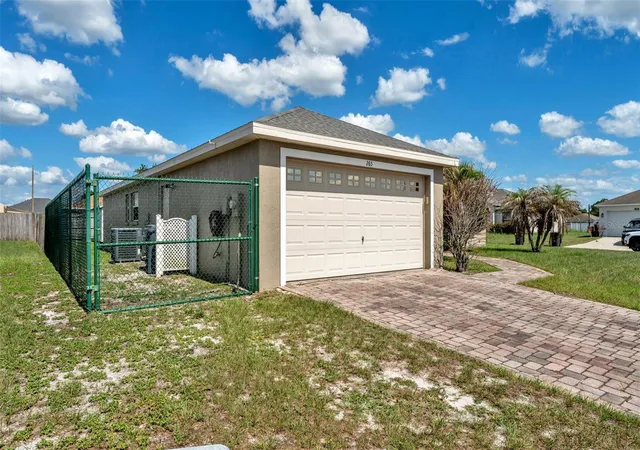 Photo 3 of Single family home for sale at 265 Majestic Gdns Ln, Winter Haven, FL 33880 | MLS# L4962565 | Listing updated on 2026-08-28