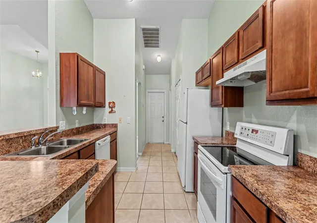 Photo 4 of Single family home for sale at 265 Majestic Gdns Ln, Winter Haven, FL 33880 | MLS# L4962565 | Listing updated on 2026-08-28