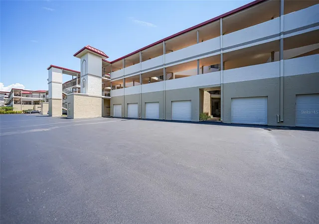 2nd image of 3230 Southshore Dr, Punta Gorda, FL 33955