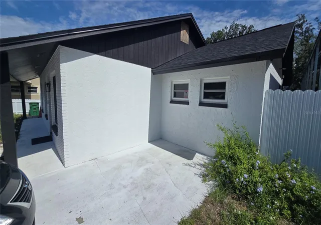 Homes for sale in Tampa, FL | 4812 E 97Th Ave, Tampa, FL 33617 | MLS# TB8516882
